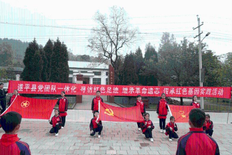 小三怀孕上位后，前妻竟变小三！雷东宝真是个癫公《大江大河3》